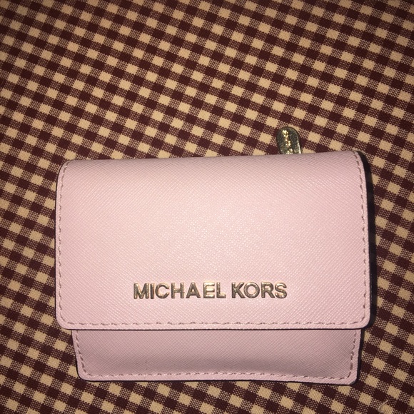 Michael Kors Ciara Monogram Crossbody Bag - Picture 3 of 8